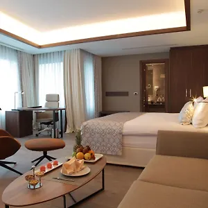 Otel Bricks