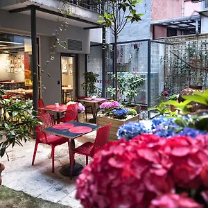 努鲁子​​牙套房酒店 ** 伊斯坦布尔