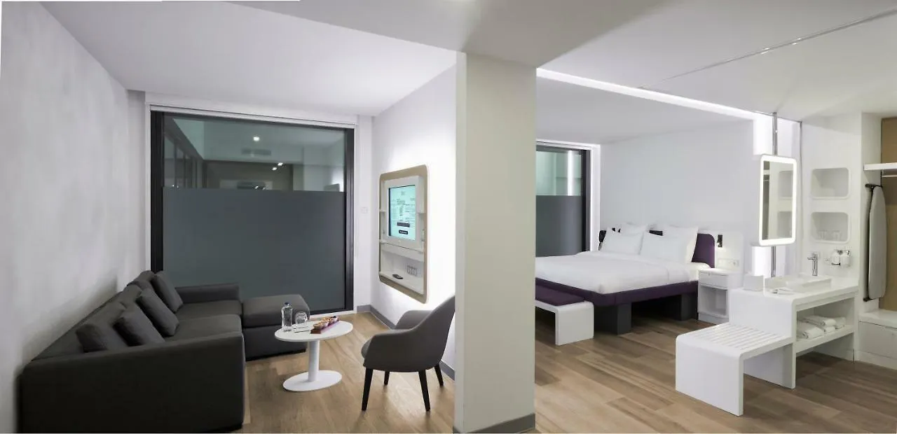 Hotel Yotel Istanbul Airport, City Entrance