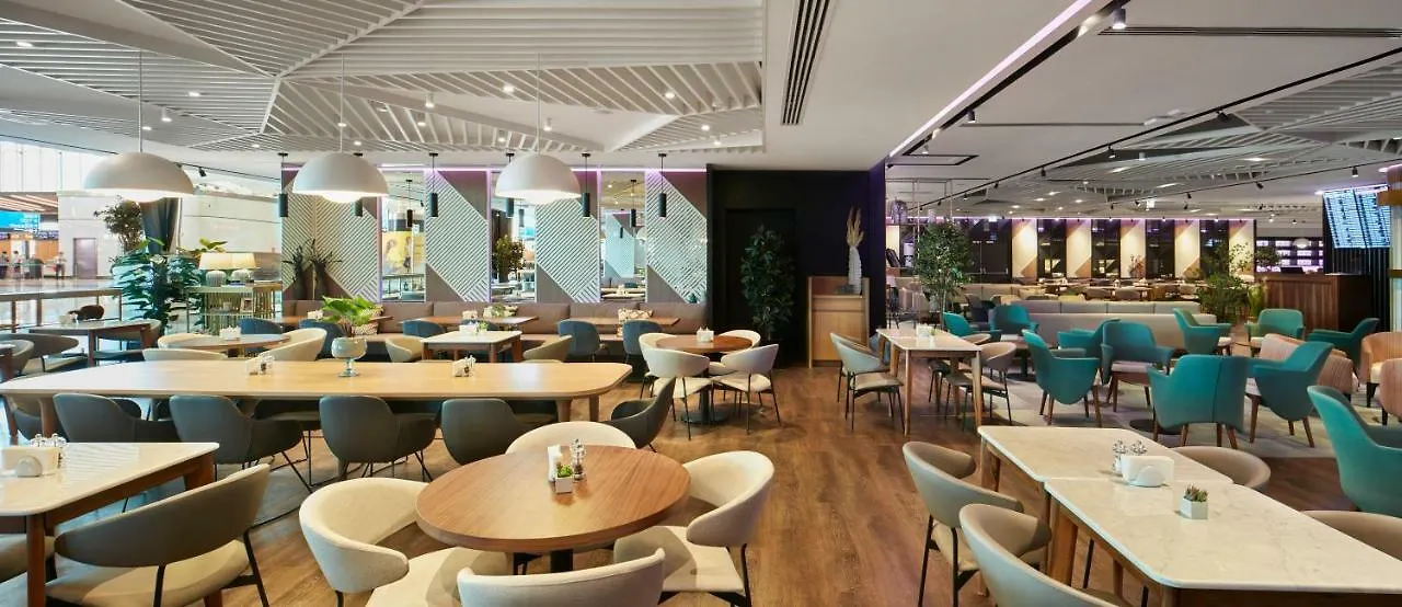 Yotel Istanbul Airport, City Entrance Hotell